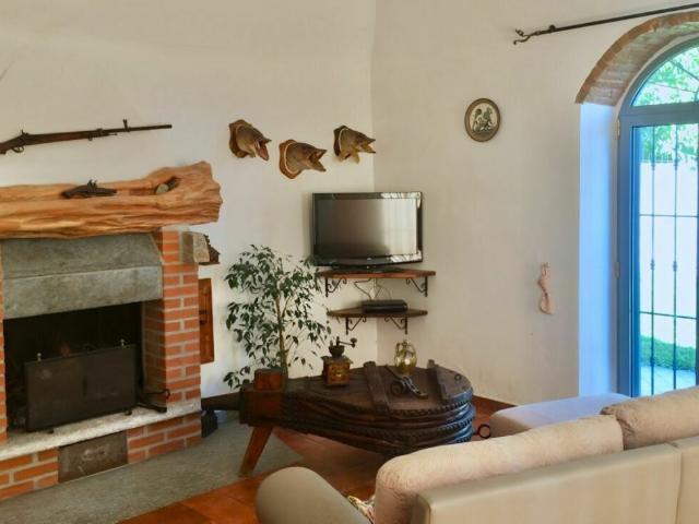 Elegant villa in Leggiuno Italy | dreamo. Ch