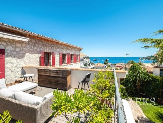 Villa d'exception au cœur du village