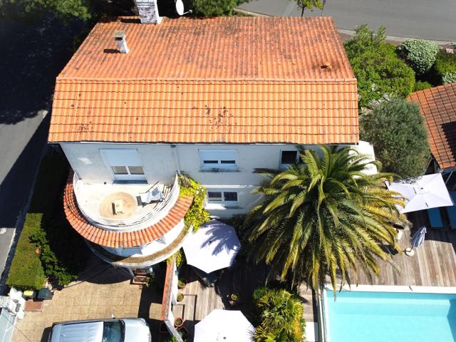 Villa d'exception avec 5 chambres à deux pas de la plage 250m² Royan