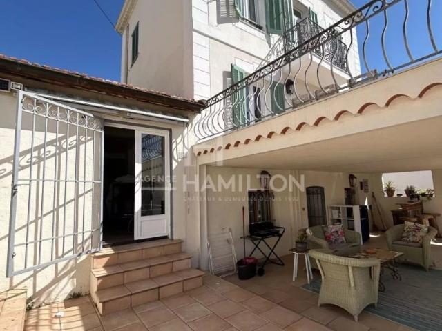Villa d'Exception à Golfe Juan proche de la mer 150m² Golfe Juan