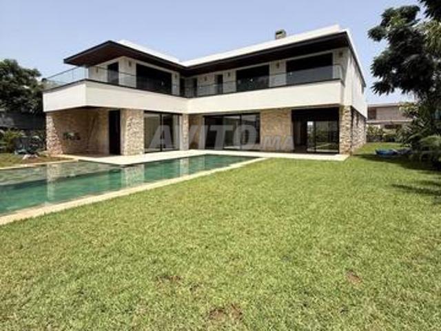 Villa d'Exception à louer – Souissi Rabat