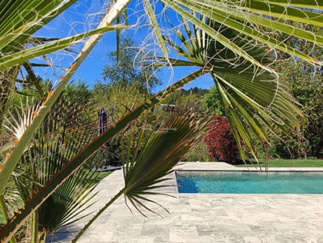 Villa d'Exception à Roquefort les Pins Prestige et Autonomie
