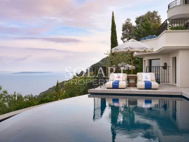 Villa d'exception à Théoule sur Mer – Vue panoramique sur la baie de Cannes 12 personnes