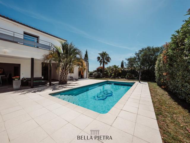 Villa d'exception à vendre 240m2 Saint Gely du Fesc 240m² Saint Gély du Fesc