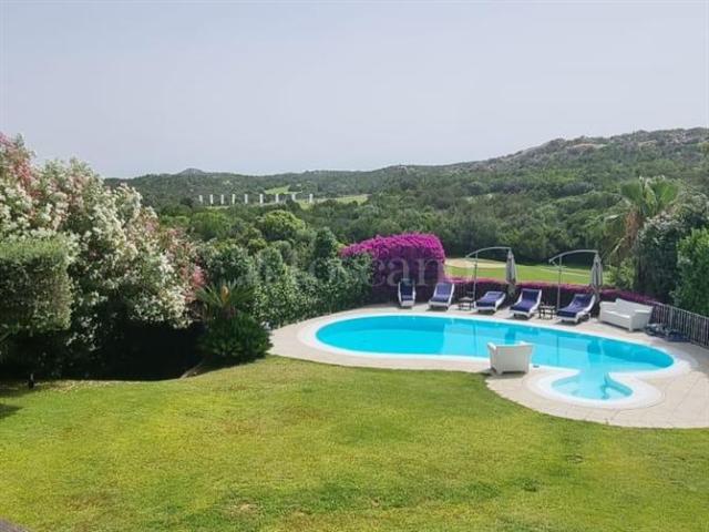 Villa di 400 mq a Pevero Arzachena