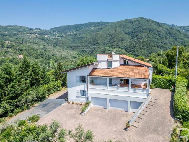 Villa di 400 mq in vendita Via Fabiano, 6, Fosdinovo, Massa Carrara, Toscana