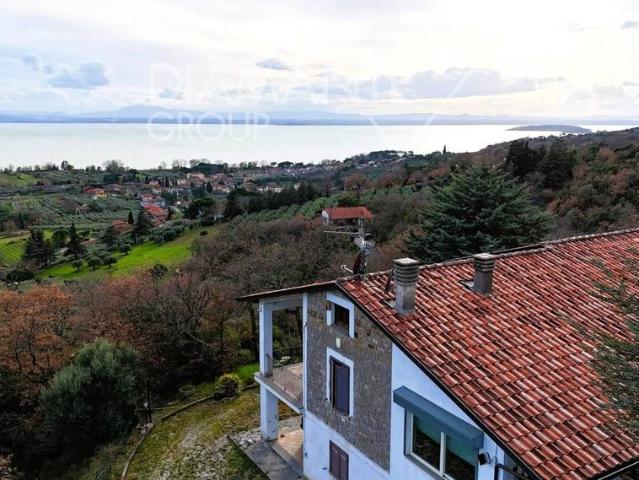 Esclusiva villa di 400 mq in vendita Passignano sul Trasimeno, Italia