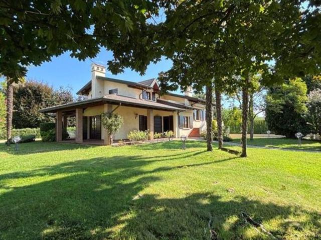 Villa di 410 mq in vendita via xx settembre, 20A, Roveredo in Piano, Friuli Venezia Giulia