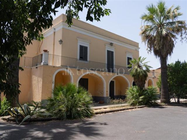 Villa di 420 mq a Barriera, Nuovalucello, Gioeni Catania