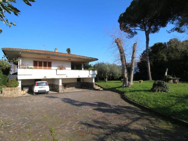 Villa di 450 mq in vendita Via Sant'Apollinare, Pisa, Toscana