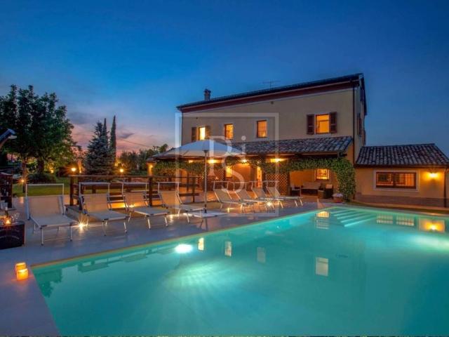 Prestigiosa villa in vendita Senigallia, Italia