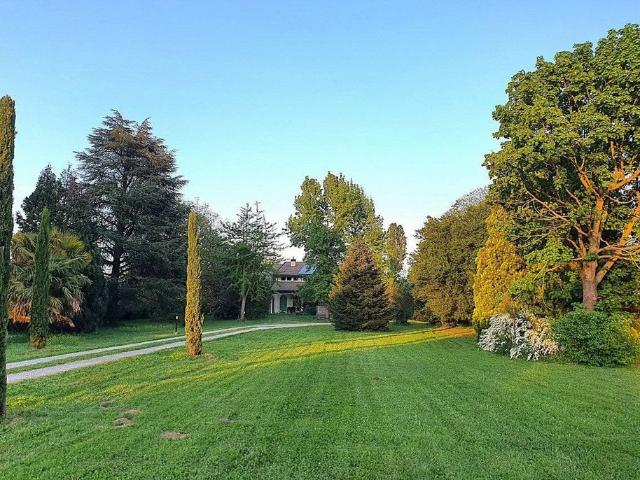 Villa di 485 mq in vendita Teolo, Veneto
