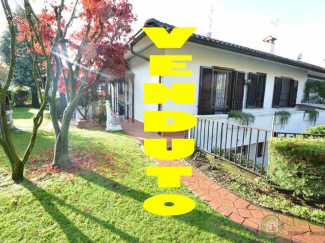 VILLA di 4 vani e di 230 mq BURAGO DI MOLGORA rif. IGC VILLA 377 BURAGO