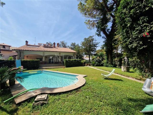 Villa di 500 mq a Santa Severa Santa Marinella