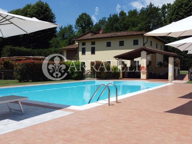 Villa di 560 mq in vendita Camaiore, Toscana