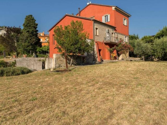 Esclusiva villa di 350 mq in vendita Via Villagrande, Mombaroccio, Pesaro e Urbino, Marche