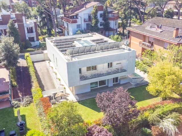 Villa di 571 mq in vendita via di torre gaia, 37/A, Roma, Lazio