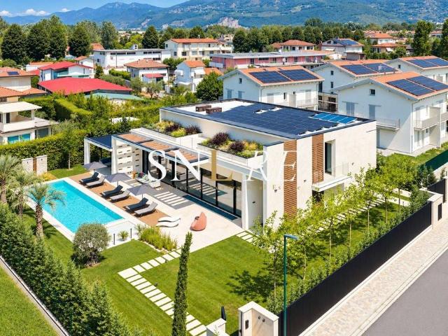 Villa di 600 mq in vendita Via della Barbiera, Forte dei Marmi, Toscana