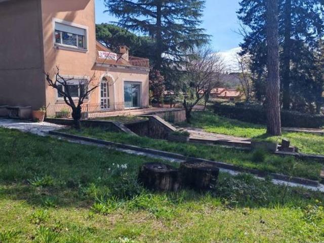 Villa di 650 mq in vendita Via Magno Egerio Lesbo, 1, Ariccia, Roma, Lazio