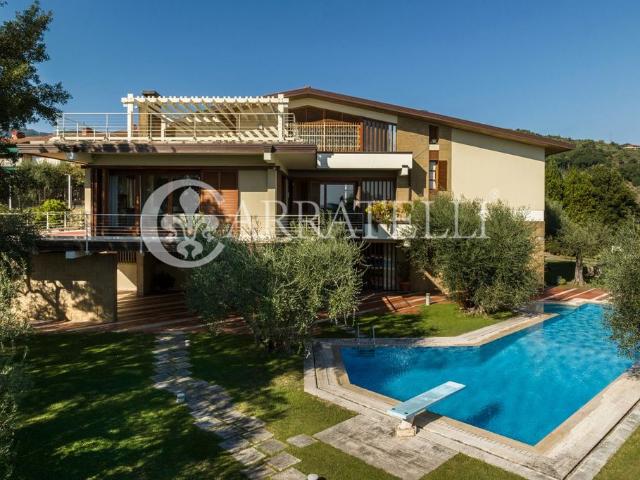 Villa di 777 mq in vendita Lucca, Toscana