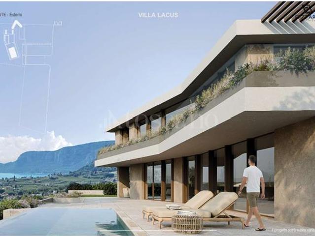 Villa di 830 mq a Barcuzzi Lonato del Garda