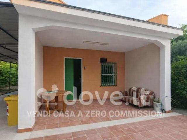 Villa di 89 m con 2 locali in vendita a Francavilla Fontana