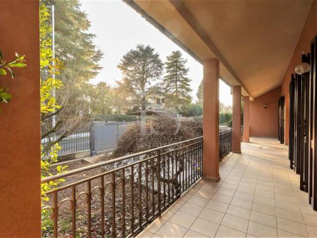 VILLA di 8 vani e di 496 mq CORREZZANA rif. HOME 3352_7