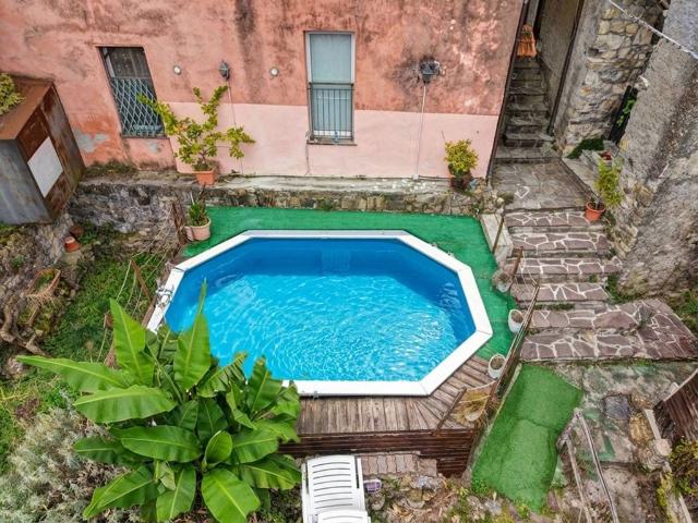 Villa di 900 mq in vendita Via 24 Maggio, 5, Maissana, La Spezia, Liguria