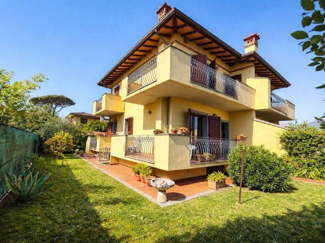 Villa di 90 mq in vendita Pietrasanta, Italia