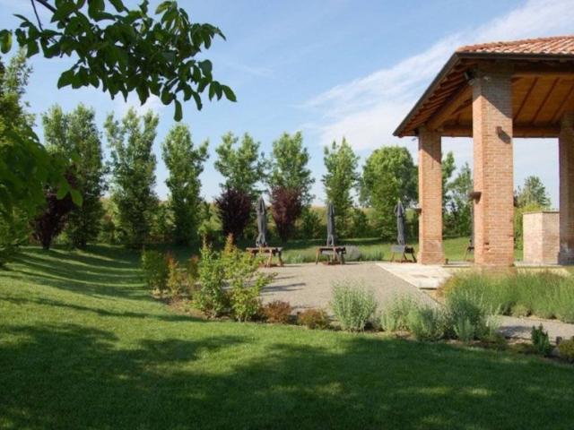 Villa di 1000 mq in vendita Località Masero, Calendasco, Emilia Romagna
