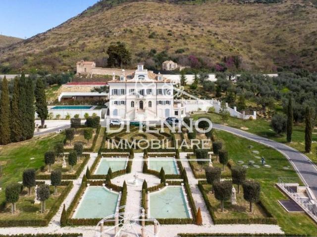 Villa di 1000 mq in vendita Via Farense, Fara in Sabina, Rieti, Lazio