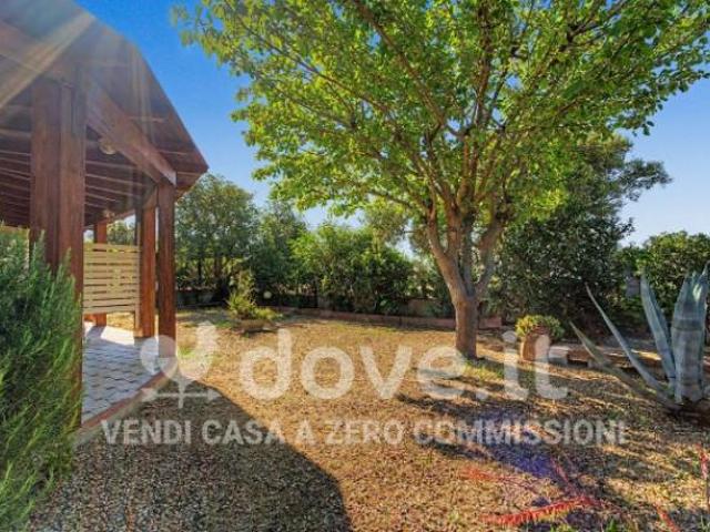Villa di 100 m con 4 locali in vendita a San Teodoro [rif. DV 13004]