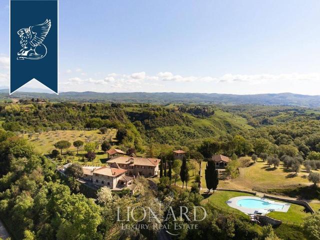 Villa di 1190 mq in vendita Asciano, Toscana