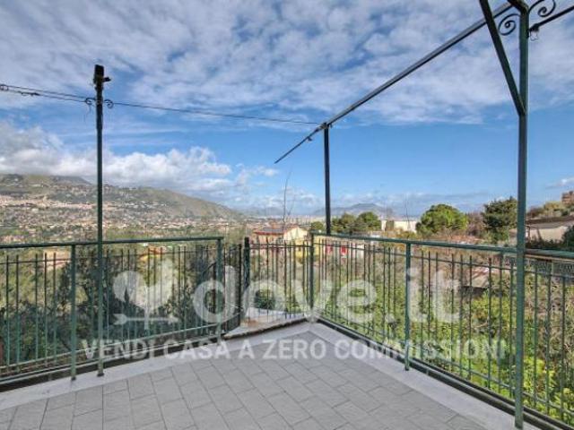Casa indipendente di 120 m con 5 locali in vendita a Altofonte [rif. DV 11889]