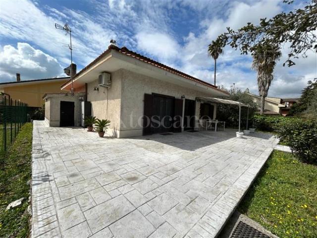 Villa di 120 mq a Infernetto Roma