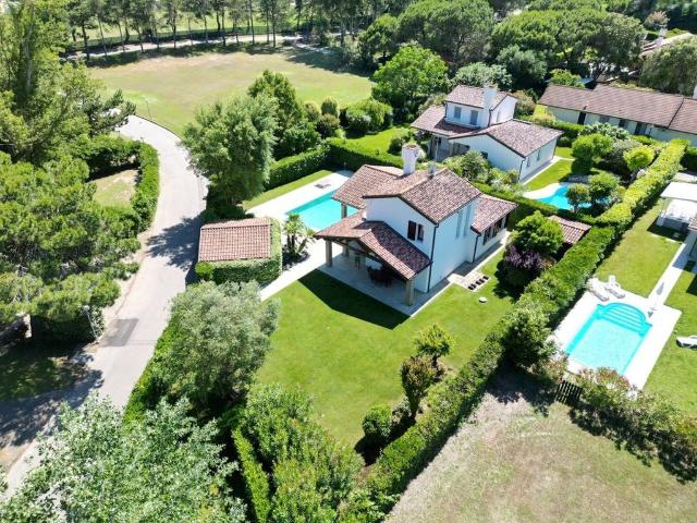 Esclusiva villa in vendita Via del Larice, Rosolina, Rovigo, Veneto