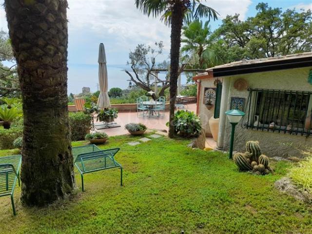 Villa di 130 mq a Stalettì Stalettì