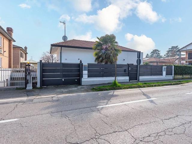 Villa di 132 mq in vendita Via Adige, 38, Lainate, Lombardia