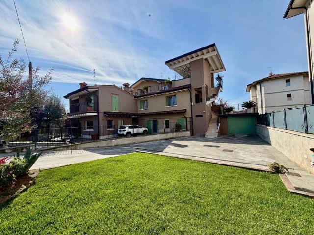Villa di 137 mq in vendita Via Gottardo Briggia, Gussago, Lombardia