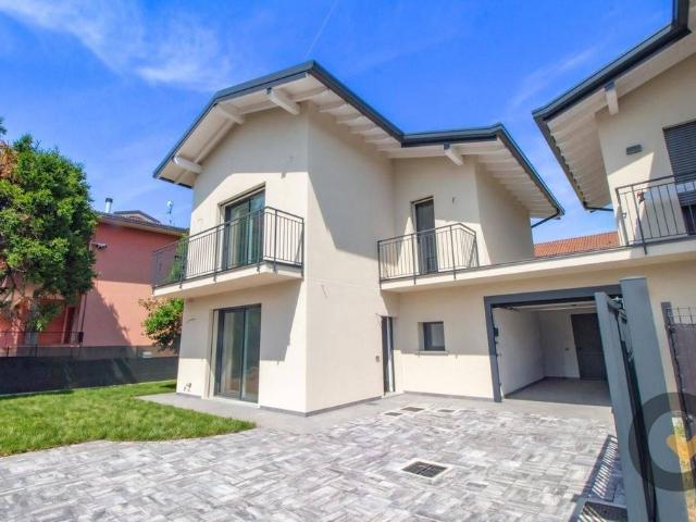 Villa di 138 mq in vendita via Piave, snc, Azzate, Varese, Lombardia