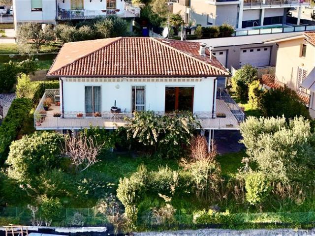 Villa di 150 mq a Località Barcuzzi Lonato del Garda