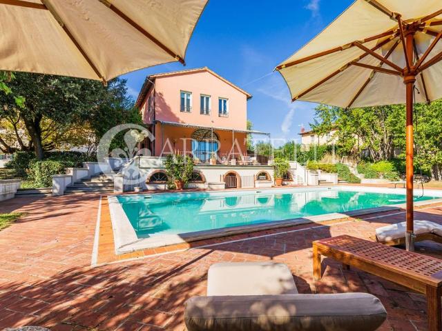 Villa di 1600 mq in vendita Fucecchio, Italia
