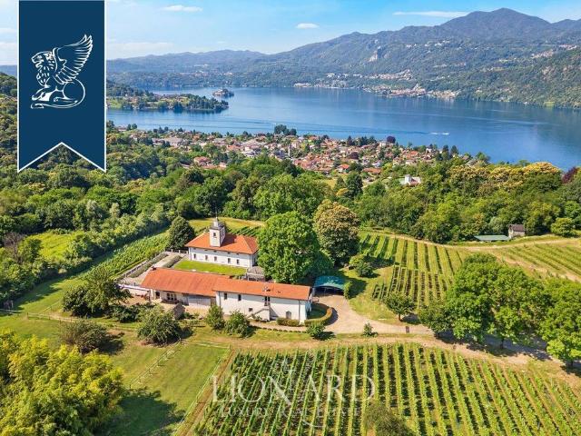 Villa di 1600 mq in vendita Pettenasco, Piemonte
