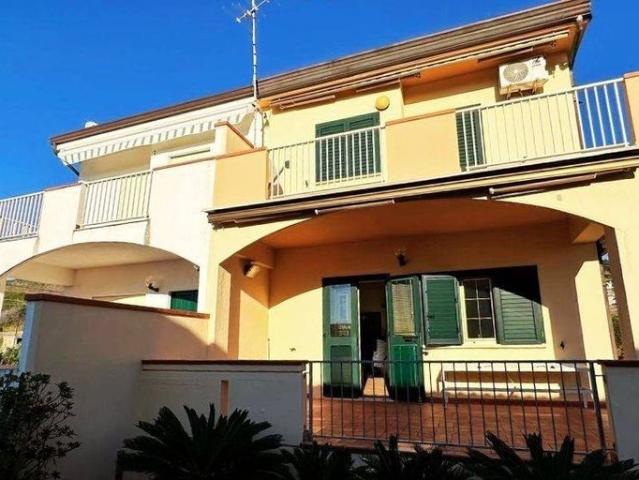Villa di 160 mq in vendita Contrada Palazza Alta, Belvedere Marittimo, Calabria