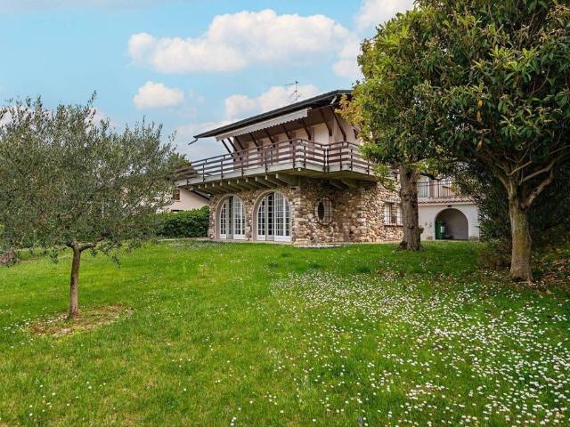 Villa di 165 mq in vendita Via Adige, 6, Peschiera del Garda, Verona, Veneto