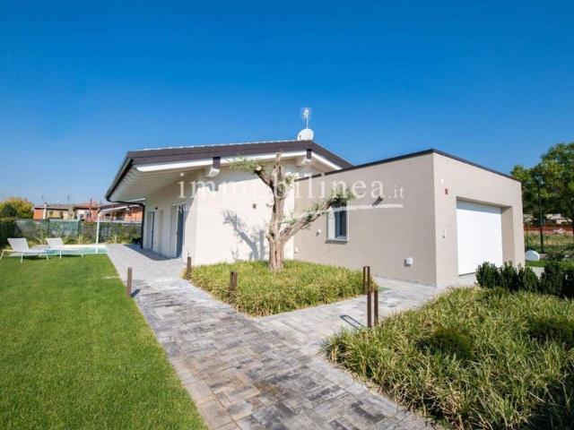 Villa di 181 mq in vendita Via Pozze, Castelnuovo di Garda, Verona, Veneto