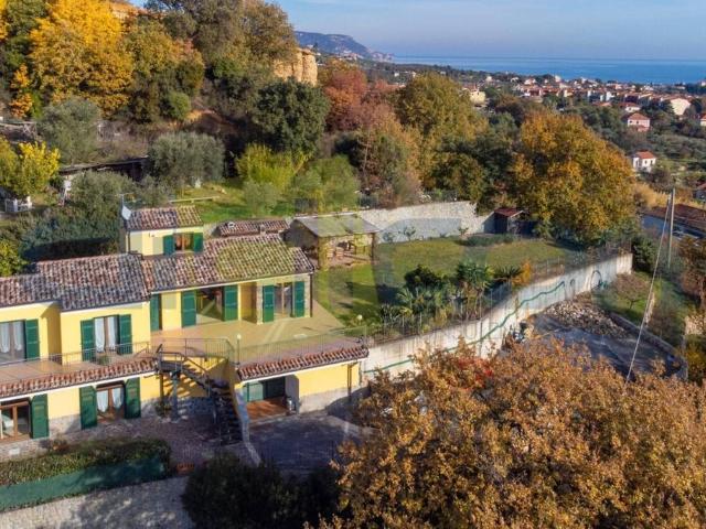 Villa di 186 mq in vendita Via Rive, 22, Boissano, Liguria