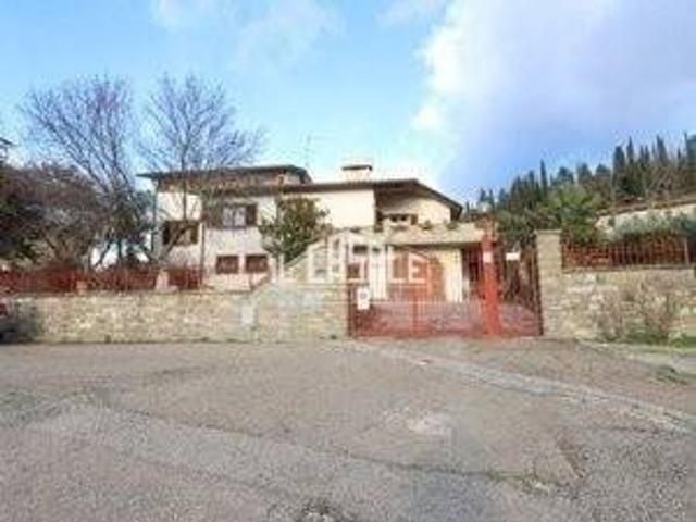 Villa di 205 mq in vendita Via Lo Stradone, Pelago, Toscana
