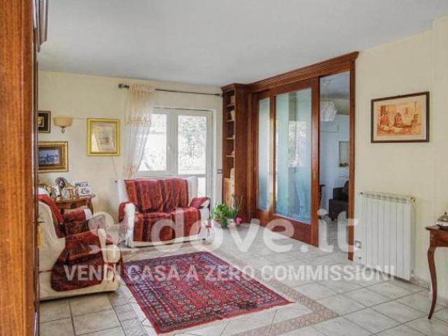 Villa di 234 m con 5 locali in vendita a Catanzaro [rif. DV 12472 1]