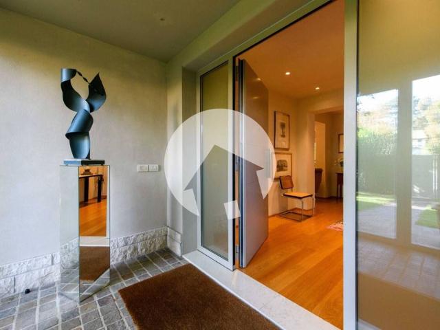 Villa di 243 mq in vendita Via Giovanni Manenti, 36, Reggio Emilia, Emilia Romagna